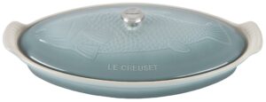 le creuset heritage stoneware oval fish baker, 1.7qt., sea salt