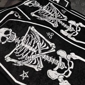 Leniutor Gothic Skull Coffin Area Rug, Non-Slip Punk Rock Goth Room Indoor Outdoor Rug Carpet for Bedroom Living Room Halloween Home Decor (Skull 23" x 63")