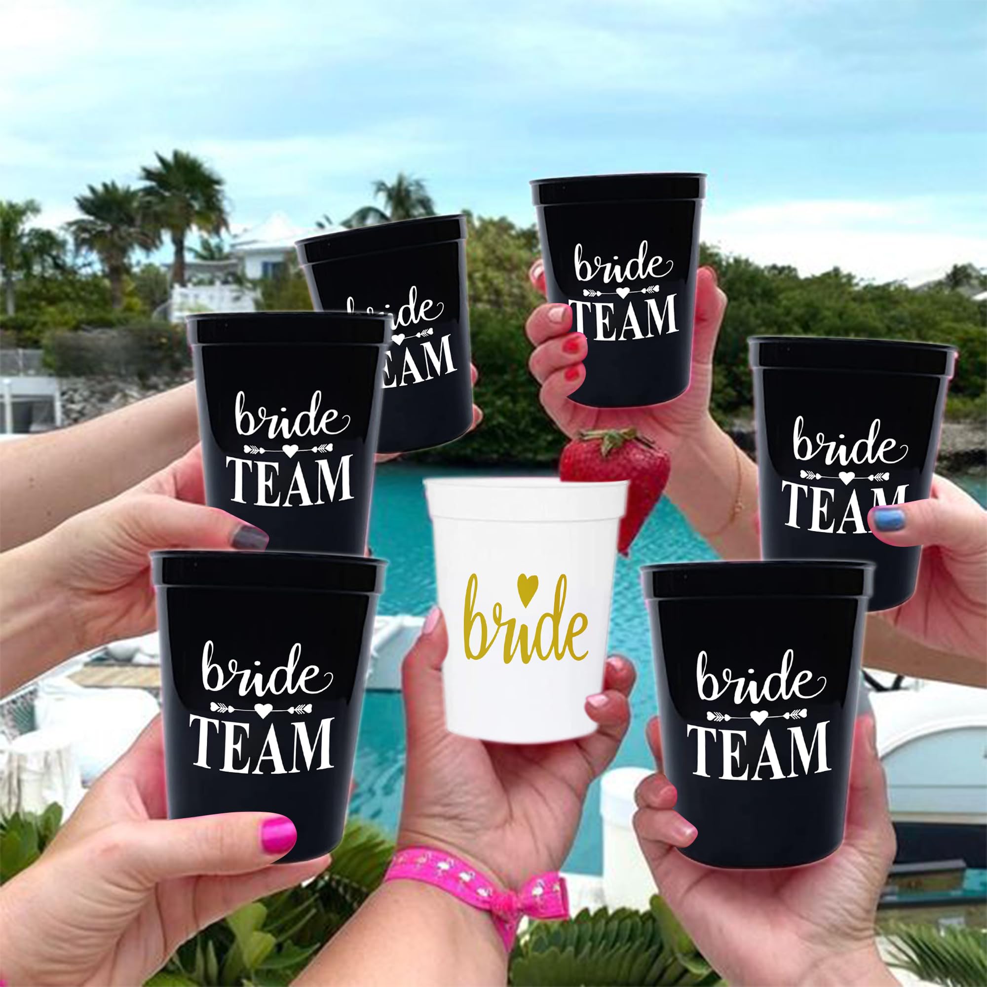 LADY&HOME Bachelorette Party Plastic Cups Bride Team Gifts Reusable Party Cups for Bridal Party(Black)