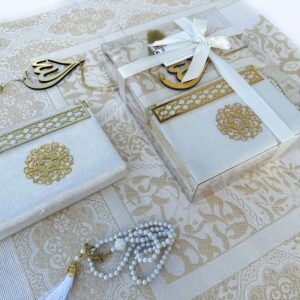 SAIKA Prayer Rug Set with Thanks Card, Full Arabic Quran Prayer Rug, Beads and Car Hanger Set,Ramadan Eid Wedding Birthday Graduation Mother's Day (Cream)