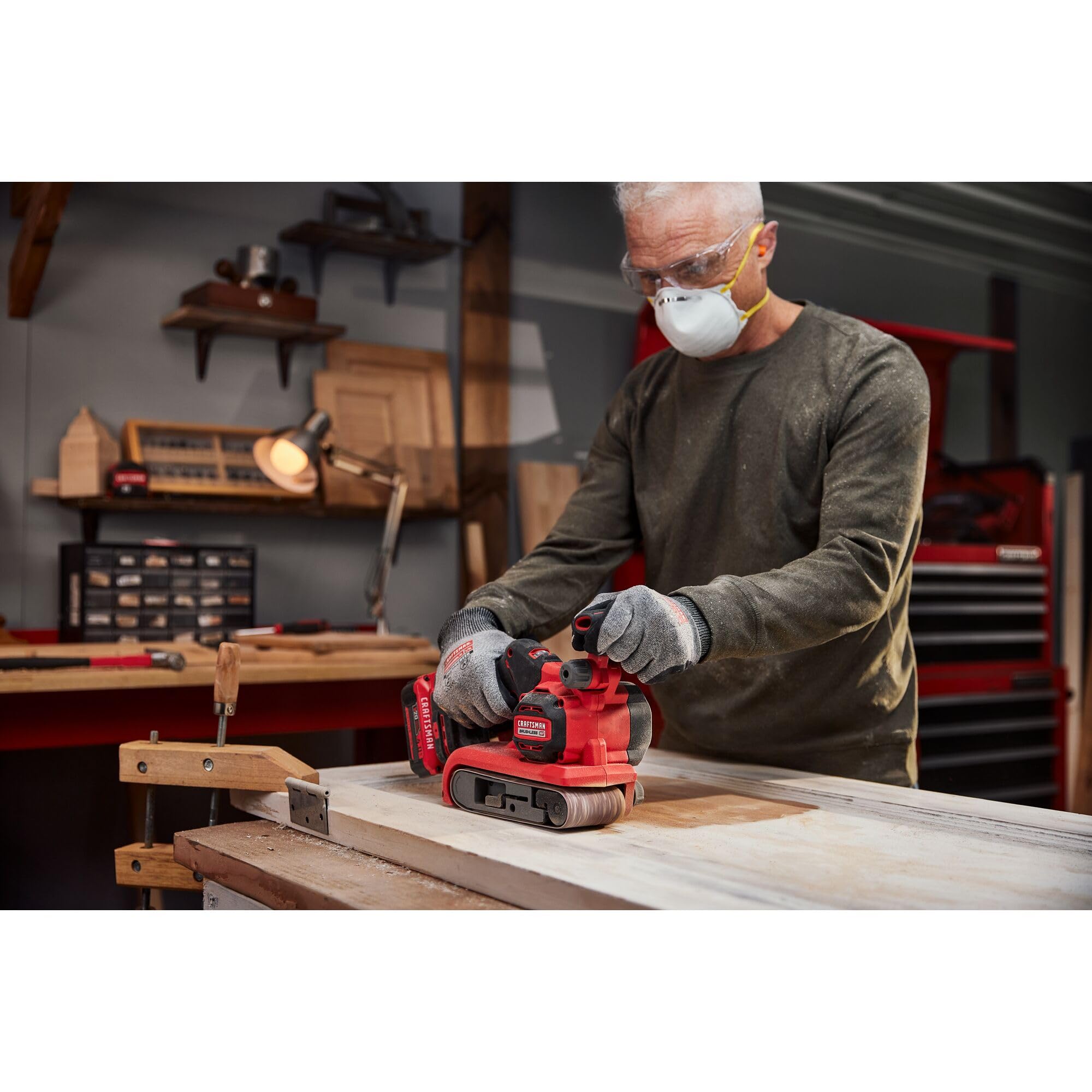 CRAFTSMAN V20* Brushless Rp Belt Sander (CMCW223B)