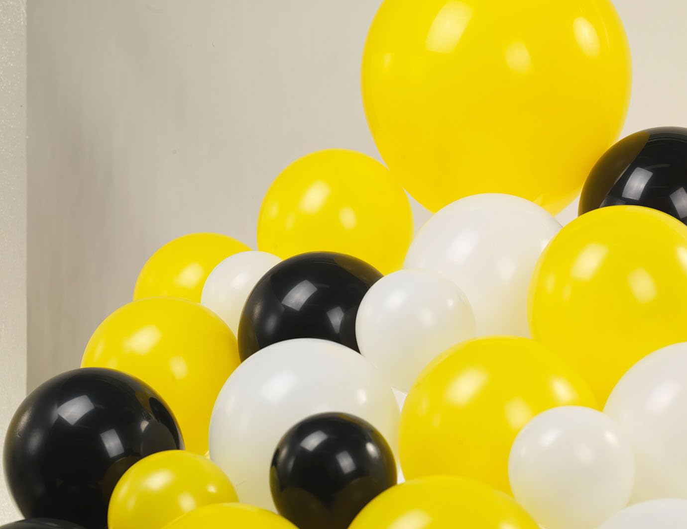 One Happy Dude Balloon Arch Garland Kit, 126Pcs 18" 12" 10" 5" Yellow Black Balloons with Checkered Foil Balloons for One Happy Dude Birthday Decorations Baby Shower Boys 1st Birthday Party Supplies