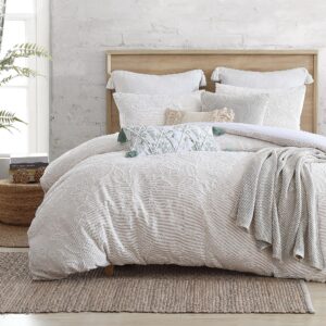 Peri Home Folky Floral Jacquard 3-Piece Duvet Cover and Sham Set All Season Button Closure Bohemian Shabby Chic Bedding, Full/Queen, Natural Beige