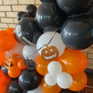 Halloween Balloons Black Orange Balloons Set, 50Pcs 12inch Black White Orange Confetti Latex Balloons Halloween Balloons for Halloween Celebration Party Bar Anniversary Graduation Decoration