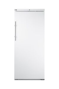 summit appliance afm19w upright manual defrost freezer, white; 18.3 cu.ft capacity; dial thermostat; commercially listed; 9' long cord with hospital grade plug; leveling legs; cantilevered shelving