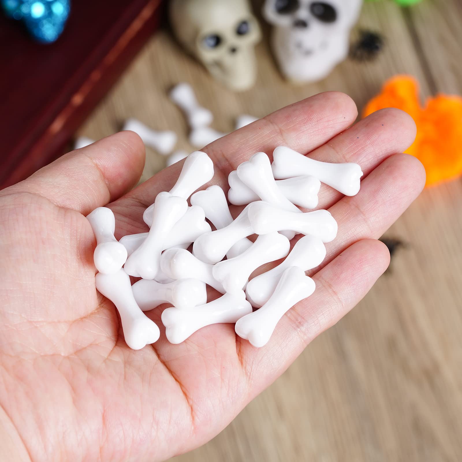 mifengda 120pcs Halloween Skeleton Bones Mini White Plastic Bones Halloween Skeleton Bones Decoration Mini Bones for Crafts Halloween Party Props Decoration (Bone)