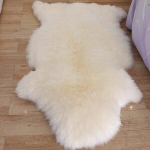 woolous genuine sheepskin rug, large new zealand sheep skin rug extra thick fluffy ivory rug for living room, bedroom, sofa or chair (3.5x2.3 ft)