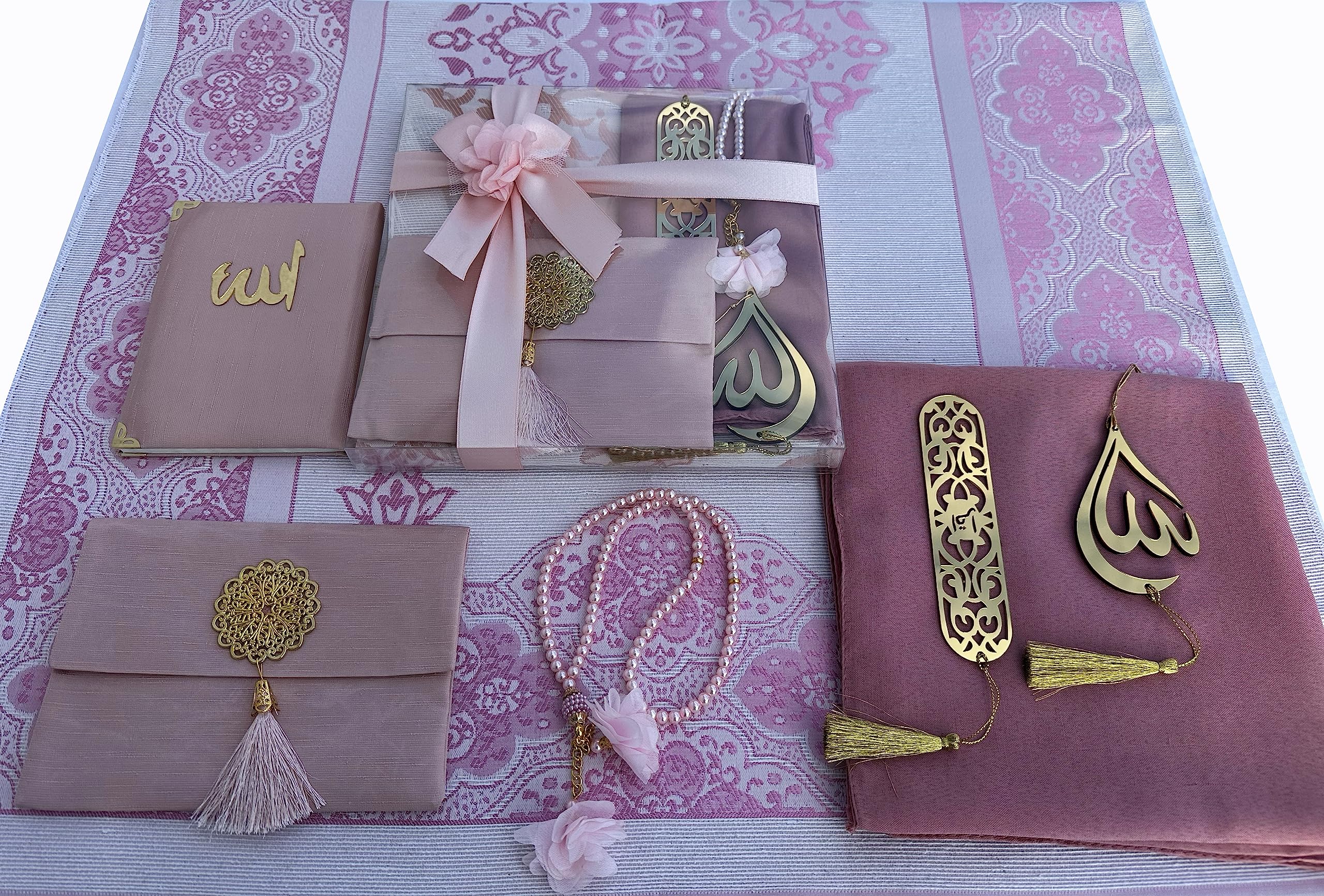 Muslim Prayer Rug, 7 in One Gift Set, Prayer Mat Surah Book, Tasbeeh, Scarf, Surah Case, Bookmark, Car Mirror Hanger, Prayer Beads,Islamic Gift for Umrah, Hajj, Wedding, Janamaz (Rose)