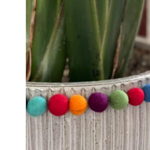 Felt Pom Poms - Wool Felt Balls - 10 Vibrant Colors - 40 Pieces - 2cm (~0.8 inch) Size Each - Craft - DIY - Handmade 100% New Zealand Wool