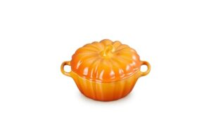 le creuset stoneware figural pumpkin petite cocotte, 12 oz., persimmon