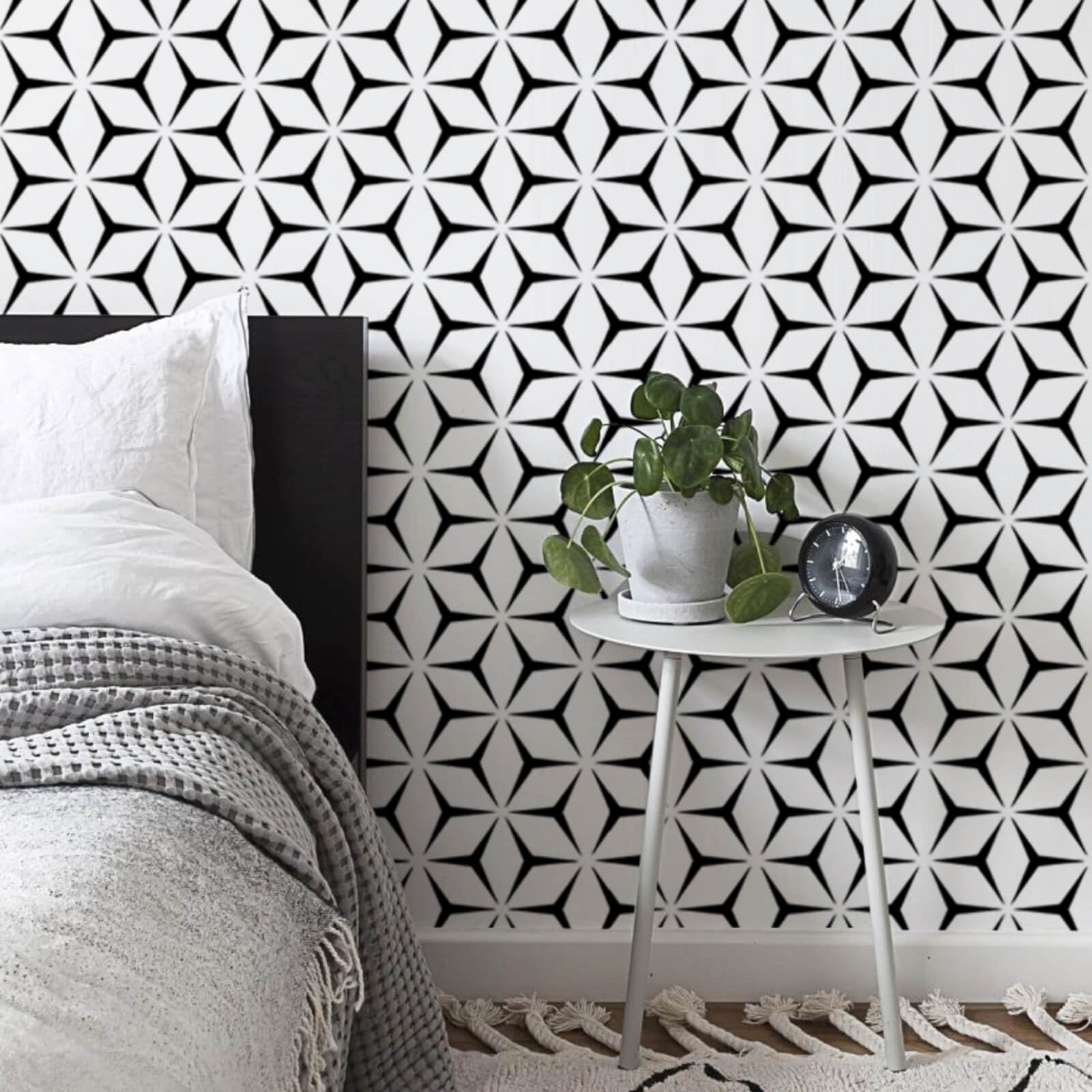 Heroad Wall Paper Peel and Stick Modern Black and White Wallpaper Peel and Stick Boho Geometric Contact Paper for Cabinets and Drawers Renter Friendly Self-Adhesive Removable Waterproof 17.7” x 118”