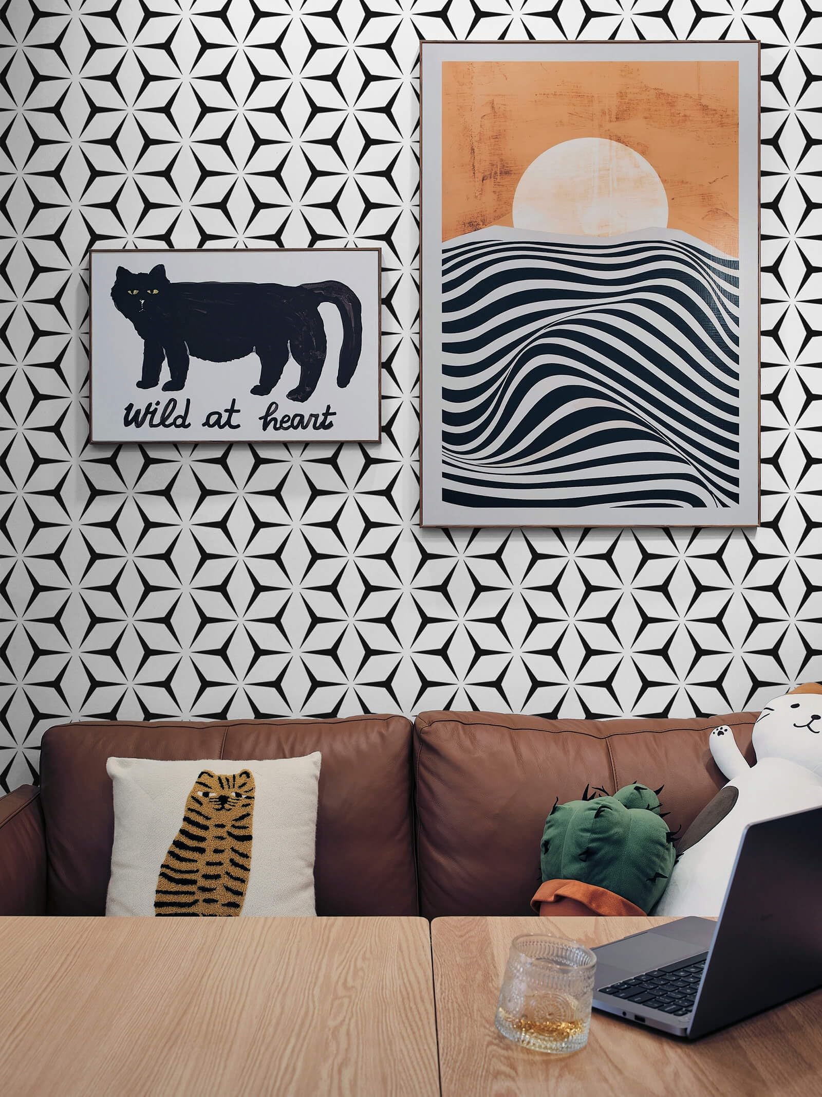 Heroad Wall Paper Peel and Stick Modern Black and White Wallpaper Peel and Stick Boho Geometric Contact Paper for Cabinets and Drawers Renter Friendly Self-Adhesive Removable Waterproof 17.7” x 118”