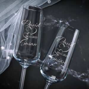 personalized wedding champagne flutes for bride and groom - set of 2, 9 designs - champagne glasses for engagement with names and date, interlaced hearts, couple's names champagne flutes - d3