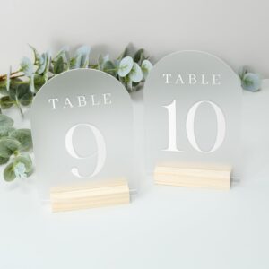 JINMURY Frosted Arch Wedding Table Numbers 1-15 with Wood Stands, 5x7" Frosted Acrylic Arch Signs and Wooden Base, Acrylic Table Numbers for Wedding (Frosted Table Numbers 1-15, 5"x7")