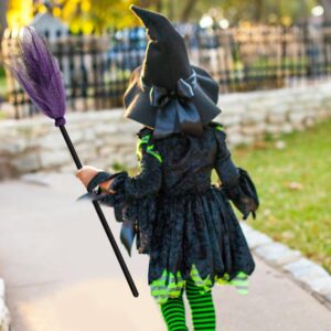 Jmkcoz 3 Pcs Halloween Witch Broom Plastic Witch Broomstick Kids Broom Cosplay Props for Halloween Costume Haunted House Decoration, Masquerade Show Dress Up Party Supplies (Green, Purple, Orange)