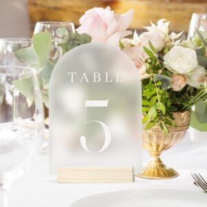 JINMURY Frosted Arch Wedding Table Numbers 1-20 with Wood Stands, 20 Pack 5x7" Frosted Acrylic Arch Signs and Wooden Base, Acrylic Table Numbers for Wedding (Frosted Table Numbers 1-20, 5"x7")