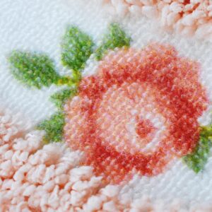 Pink Rose Rug Romantic Rose Flower Rug Shaggy Area Rugs Farmhouse Runner Rug Shaggy Floral Mat Modern Carpet Washable Floor Mats for Bedroom/Living Room/Bathroom/Laundry Room/Hallway