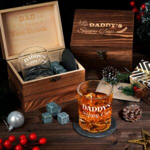 PONPUR DADDY SIPPY CUP Gifts for Men Dad, Daddy, Engraved Whiskey Glass, Christmas Stocking Stuffers, Funny Dad Birthday Gifts for Dad Husband from Wife Daughter Son Kids, Unique Gag Men Gift