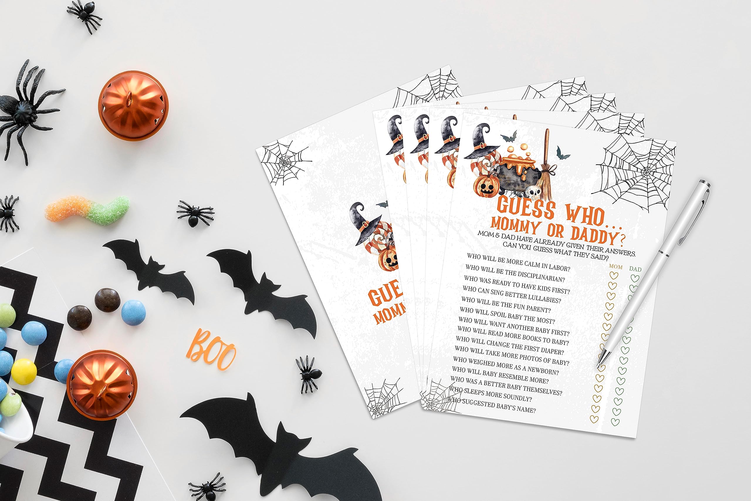 Halloween Guess Who Mommy or Daddy Game, Halloween Game for Baby Shower, Baby Shower Decorations, Fall Gender Reveal Party Supplies, Set of 30 Game Cards - WY18