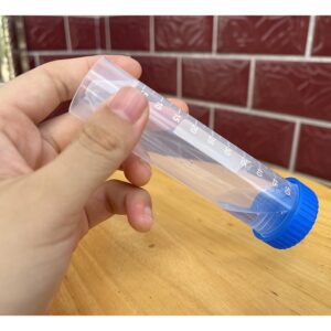 50 ml Leakproof Graduated Cryovials with Plastic Screw Top Vials, Centrifuge Tubes Laboratory Test Tubes (50 ml Self Standing of 20 Pieces)