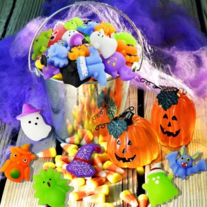 Halloween Mochi Squishy Toys 30 PCS, Squishies Halloween Toys Halloween Party Favors for Kids, Halloween Treat Bags Goodie Bag Fillers, Halloween Treats Classroom Prizes Mini Kawaii Stress Relief Toys