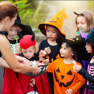 3 Pieces Halloween Candy Bowl Halloween Plastic Trick Treat Candy Bowls halloween pumpkin bucket Plastic Serving Bowl Tableware halloween serving bowl Halloween Party Supplies (Orange Purple Black)