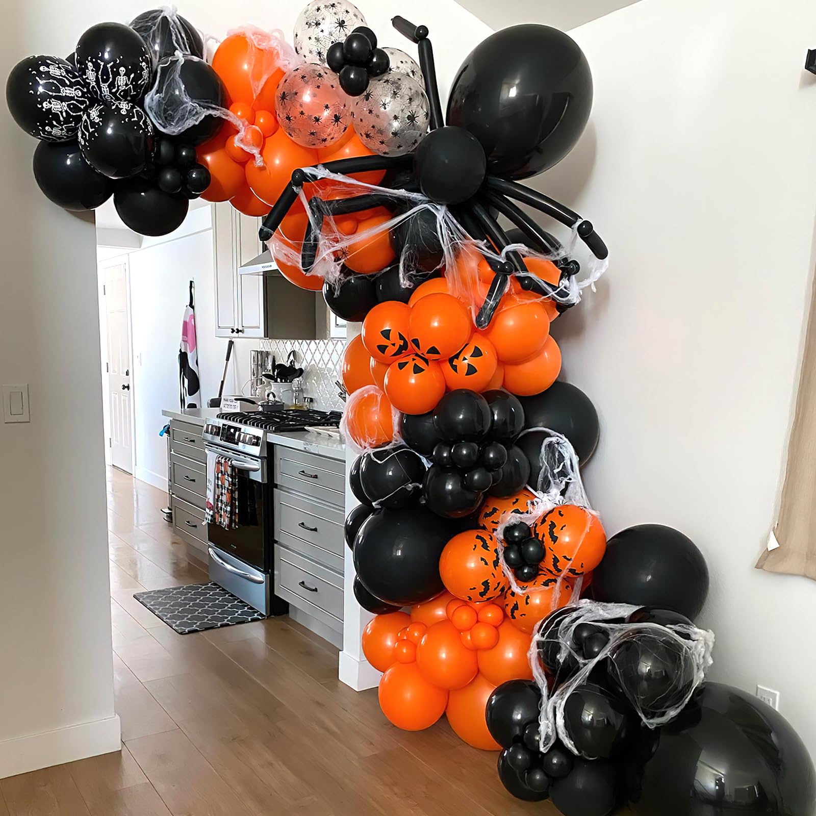 YAOWKY Black Orange Balloon Garland Arch kit,115Pcs 18 12 10 5 Inch Matte Black Orange Latex Balloons for Halloween Celebration Trick or Treat Party Spooky Ghost Party Bar Anniversary Decoration