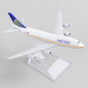 QIYUMOKE 1/400 United Plane 747 Model -Diecast Metal Airplanes Model kit with Stand (6 inches) Boeing 747 Airlines Model Plane for Aviation Enthusiasts Gift, Desktop Display Decorations