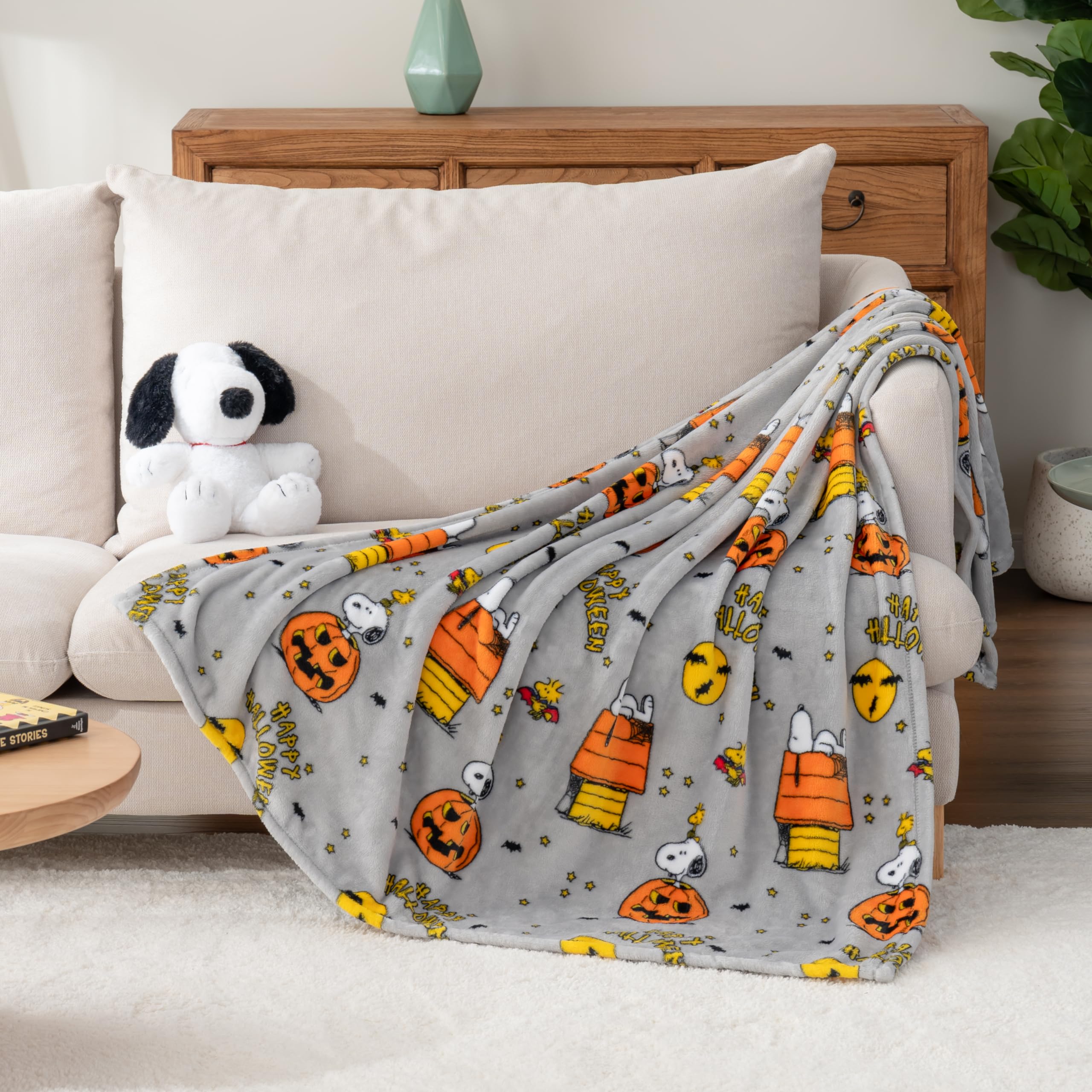 Berkshire Blanket Peanuts® VelvetLoft® Cute Character Snoopy Plush Oversized Kids Throw Blanket, Peanuts Snoopy and Woodstock Happy Halloween Spooky Chateau Grey (50in x 60in)