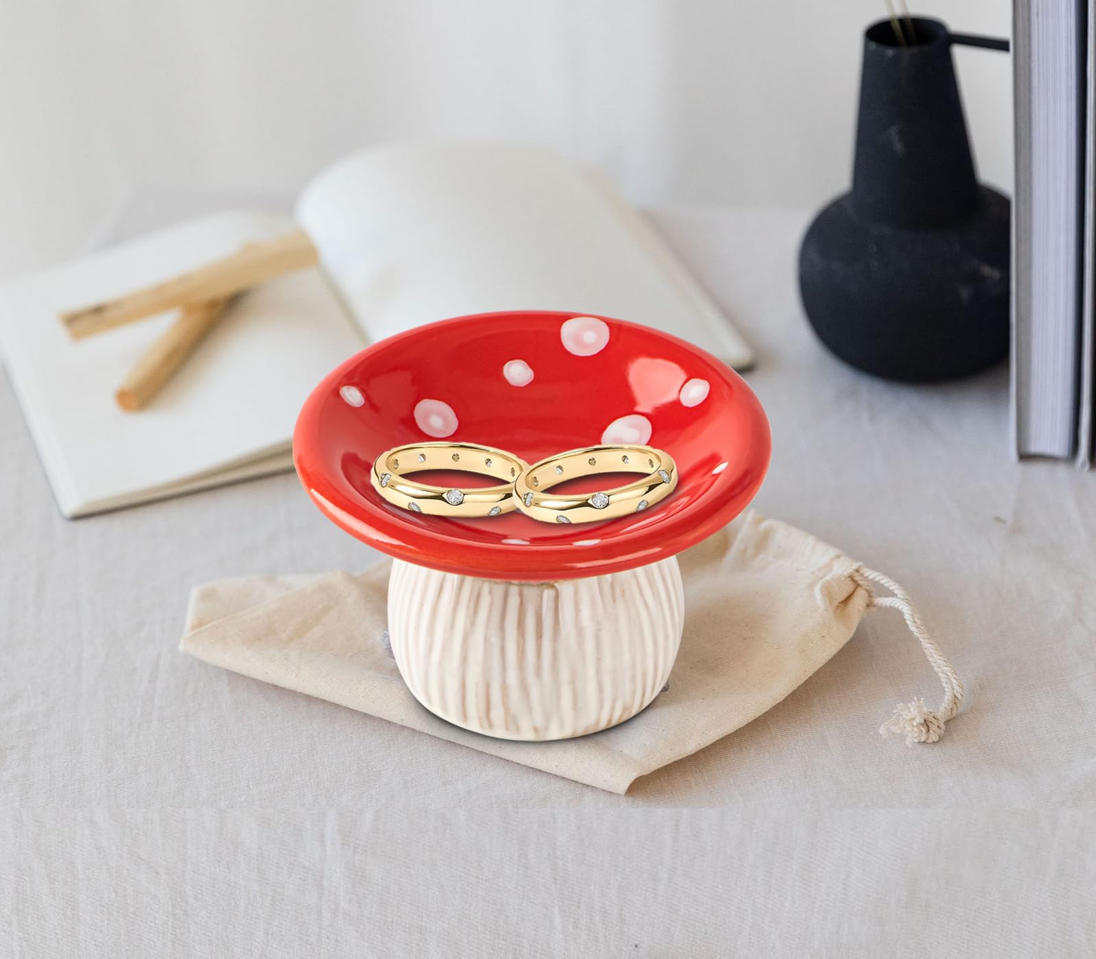 dgudgu Mushroom Ring Holder Jewelry Tray Red Ring Dish Ceramic Trinket Storage Jar Mini Engagement Ring Holder