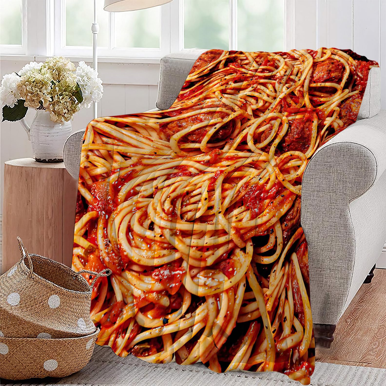 Tomato Spaghetti Blanket Soft Warm Cozy Italian Pasta Throw Blankets for Boys Girls Fuzzy Plush Funny Food Blanket Fleece Lightweight Flannel Kid Adults Gift for Bed Couch Sofa 50"x40"