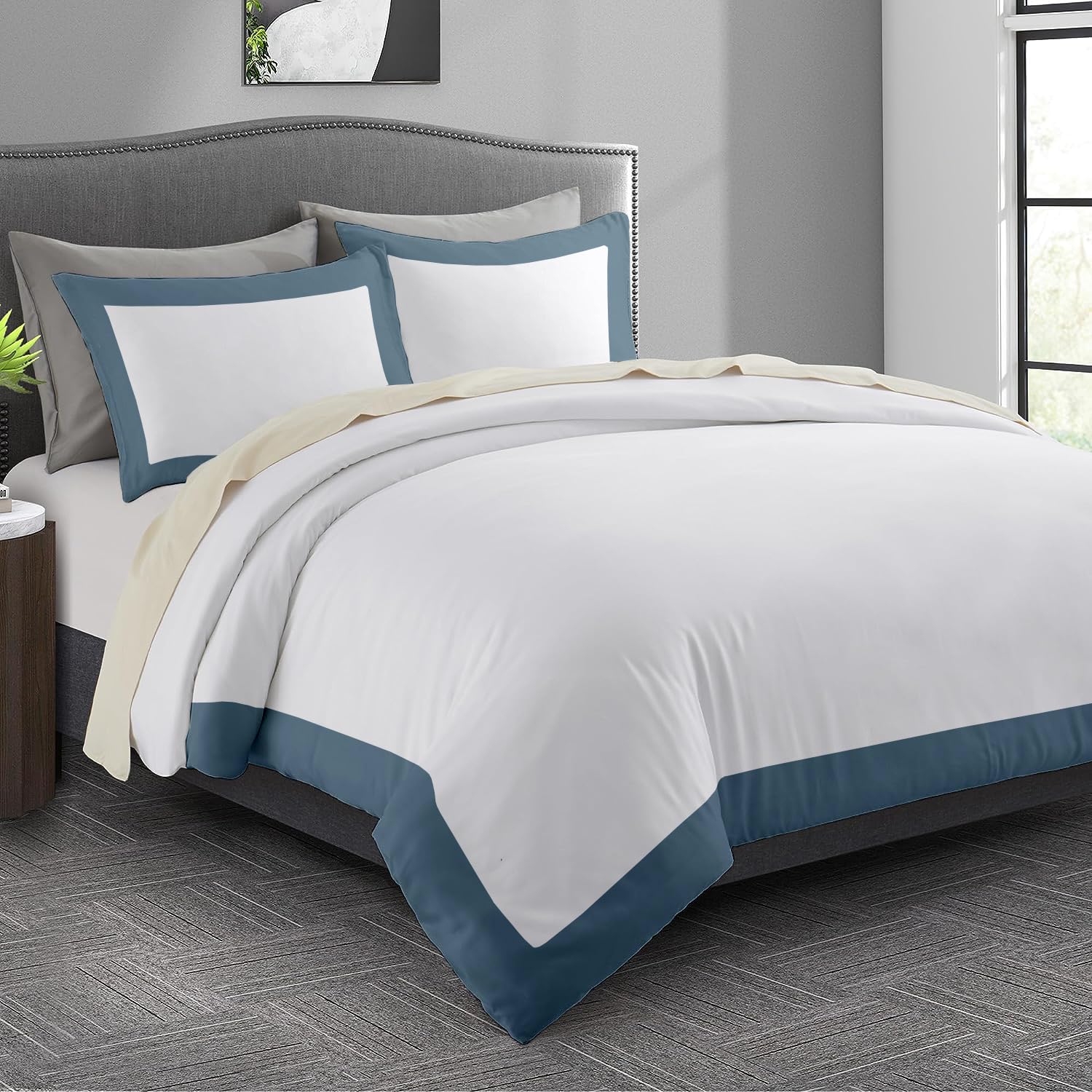 SLEEP-NEST Dual Tone Duvet Cover Set Cal-King 105"x93" Long Staple 100% Egyptian Cotton - 3 Piece Shading Design 600TC Covers with Zipper Closure, Two Color Duvet Cover Soft, (White + Medium Blue)