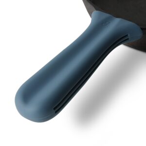 greater goods silicone handle cover designed for greater goods cast iron skillet and griddle, stone blue