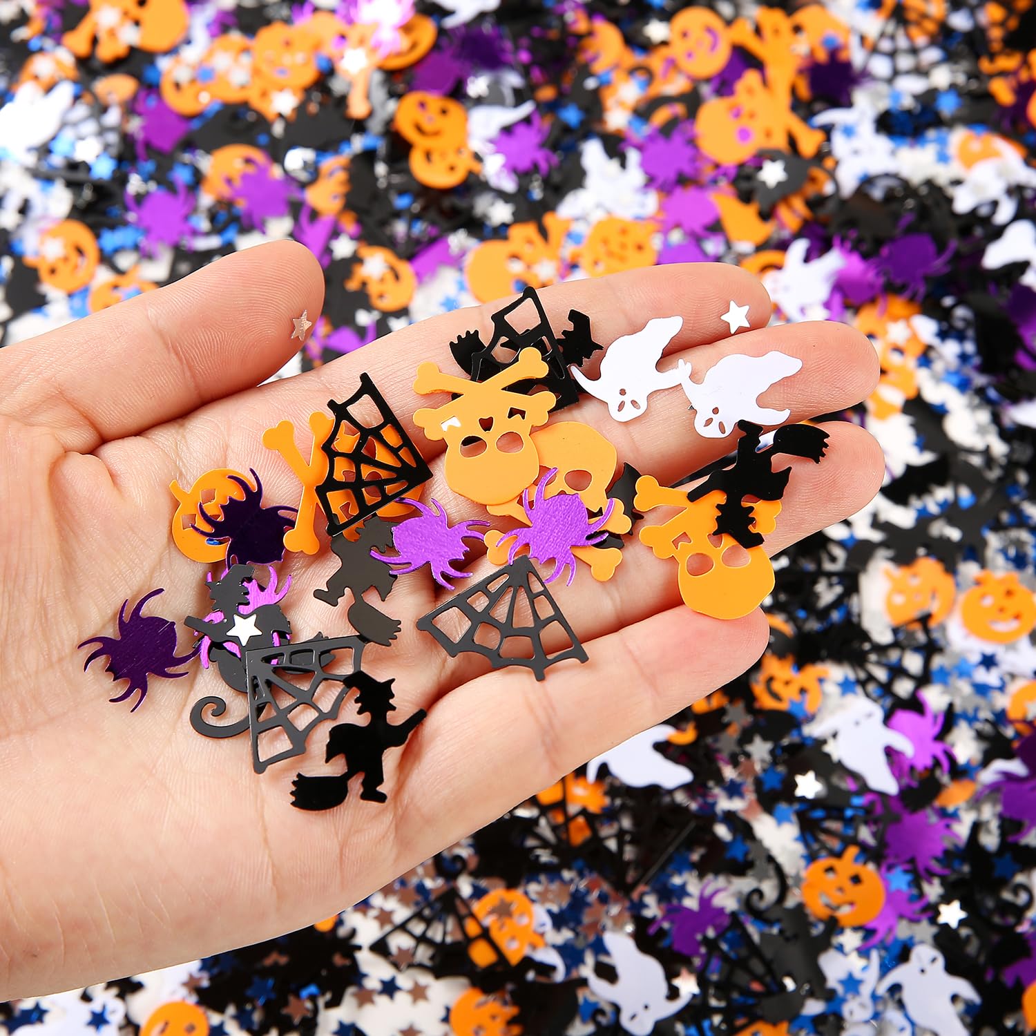 HSONAIGEE Halloween Confetti Table Decorations, 100g Glitter Confetti Sprinkles Bulk Bat Spider Pumpkin Sequins for Crafts Halloween Party Supplies