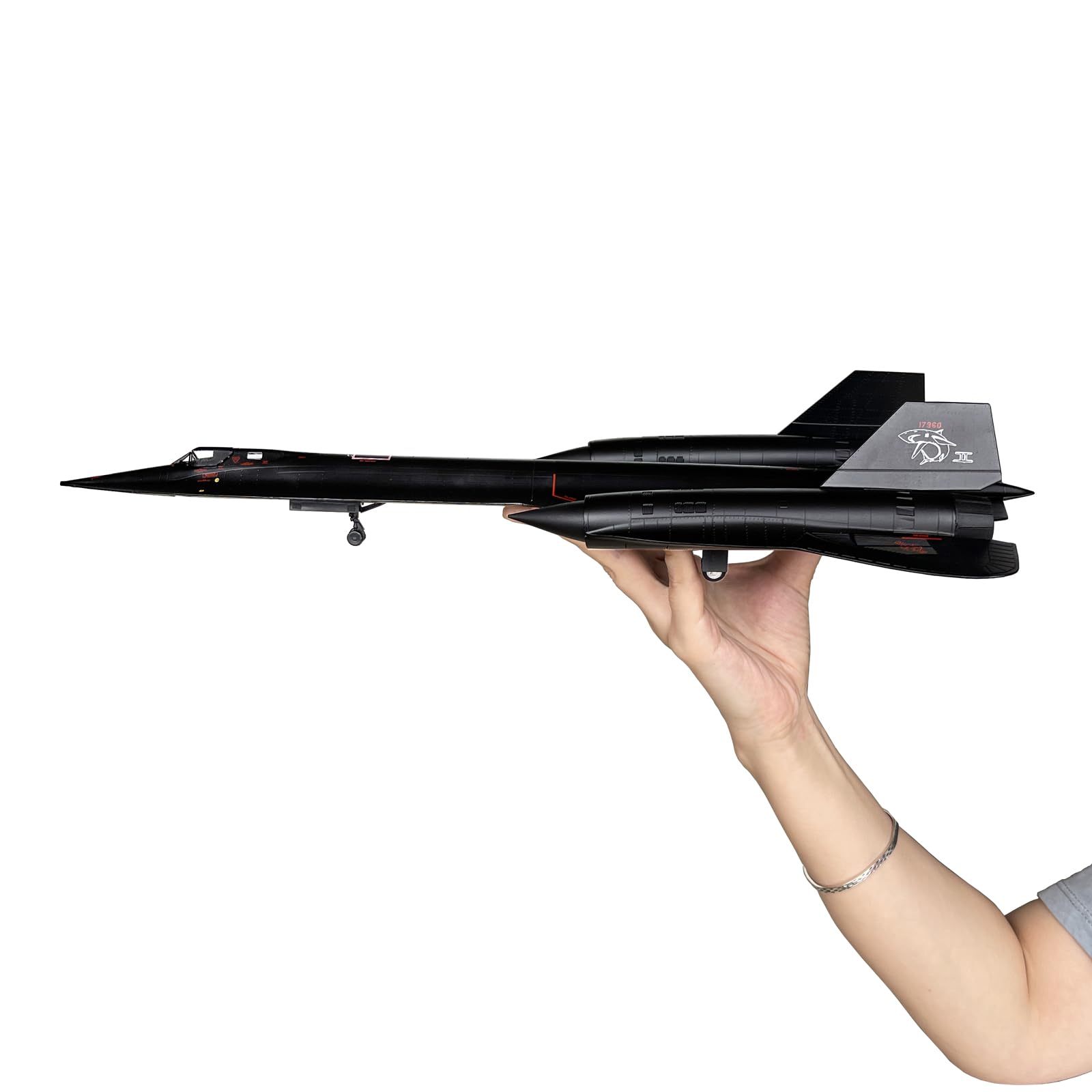 Mahfisj 1/72 Scale SR-71 Blackbird Model - 17.9 Inch Length - Metal Military Aircraft Replica - Premium Gift and Collectible