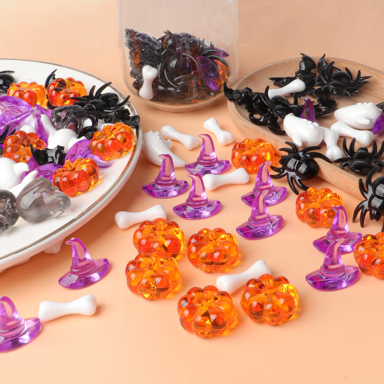 160PCS Halloween Vase Filler Mini Acrylic Pumpkin Spider Bat Bone Ghost Skull Head Small Wizard Hat Skeleton Bone Ghost Toys Ornaments for Bin Filler Table Scatter Thanksgiving Autumn Party Decoration