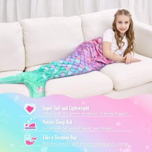 WERNNSAI Mermaid Tail Blanket for Girls Kids - Mermaid Wearable Blankets with Sequin Coin Purse All Seasons Mermaid Tails Sleeping Bags Soft Flannel Snuggle Blanket Birthday Gift Set (Pink & Green)