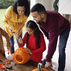 Pumpkin Masters World of Eric Carle - Painting & Decorating Kit : Easy Cleanup with Included Table Cover!