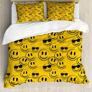 ambesonne emoji duvet cover set, modern minimalist pattern of smiling happy faces with sunglasses print, decorative 3 piece bedding set with 2 pillow shams, queen size, earth yellow and black