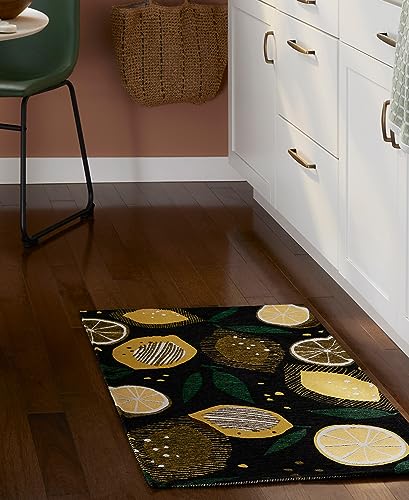 TOWN & COUNTRY LUXE Livie Fresh Lemon Everwash™ Washable Multi-Use Decorative Rug, Kitchen Rug, Low-Profile Door Mat, Bedroom Rug and Dorm Room Rug with Non-Slip Backing, Black, 24"x40"