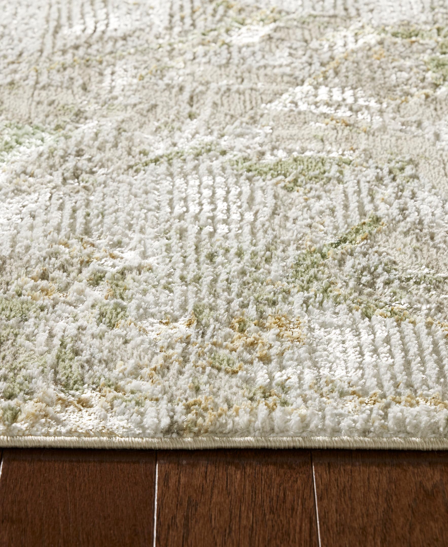 TOWN & COUNTRY LUXE Opaline Bold Marble Area Rug with Glam Metallic Ribbed Texture Pile, Sage Green, 7'10"x10'2"