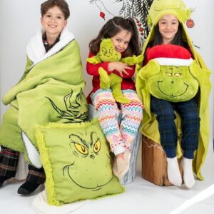 Franco Cuddle Buddy, Regular, Grinch Faux Fur Dec Pillow, 18 in x 18 in