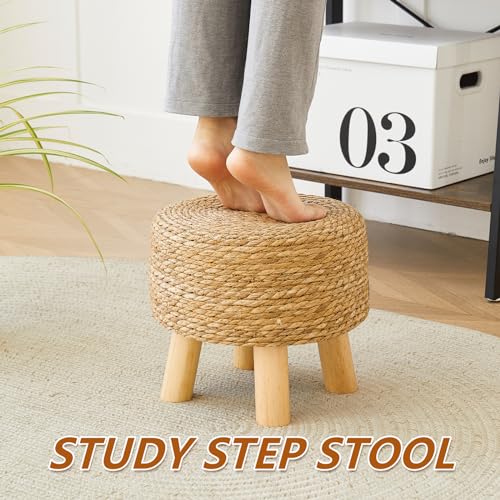 ALeesing Round Ottoman Natural Seagrass Footstool, Round Footstool with 4 Wood Legs, Hand Woven Round Footstool Sofa Stool, Multifunctional Modern Dressing Stool, Sofa Side Table for Bedroom (Nature)