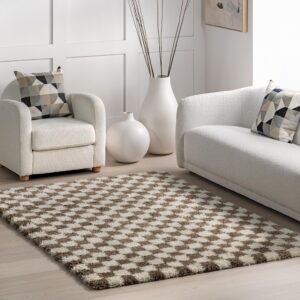 nuloom adelaide checkered 5x8 shag area rug for living room bedroom dining room nursery, beige/brown