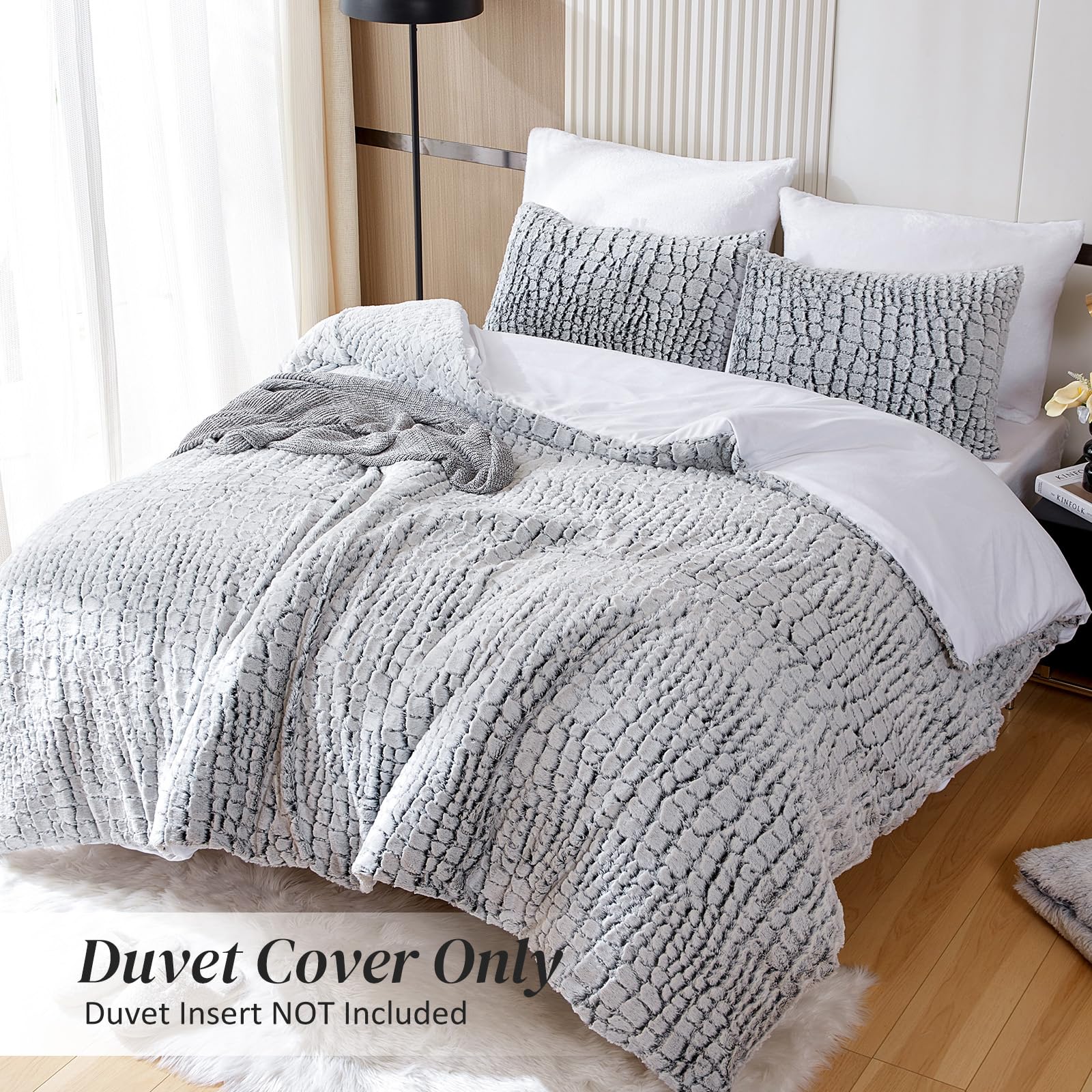 YIYEA Fluffy Duvet Cover Set - Ultra Soft Plush Faux Fur Comforter Cover Queen Size - Warm Fuzzy Velvet Bedding Sets for Winter - 3PC, 1 Duvet Cover & 2 Pillowcases (Crocodile Pattern)