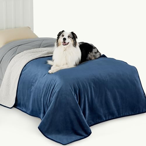 Bedsure Waterproof Blanket for Bed - Sherpa Fleece Waterproof Dog Blankets for Large Dogs, Pet Blankets for Bed/Couch/Dog Crate, Soft Plush Reversible Furniture Protector, Twin Size, 80"x60", Blue