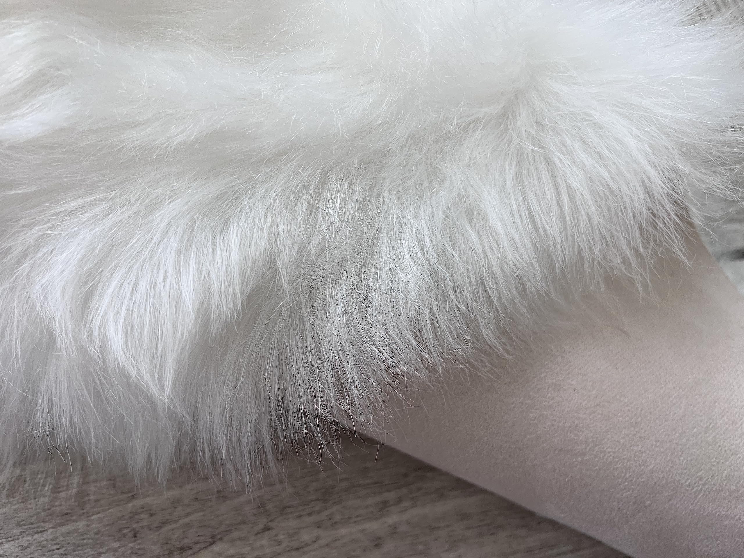 LAMBZY Bear Skin Rug Super Soft Fluffy Faux Fur for Bedroom Floor Sofa Living Room High-Density Plush Shaggy Carpet Sofa Cover Bedside Sheepskin Rug (2'x3', White)