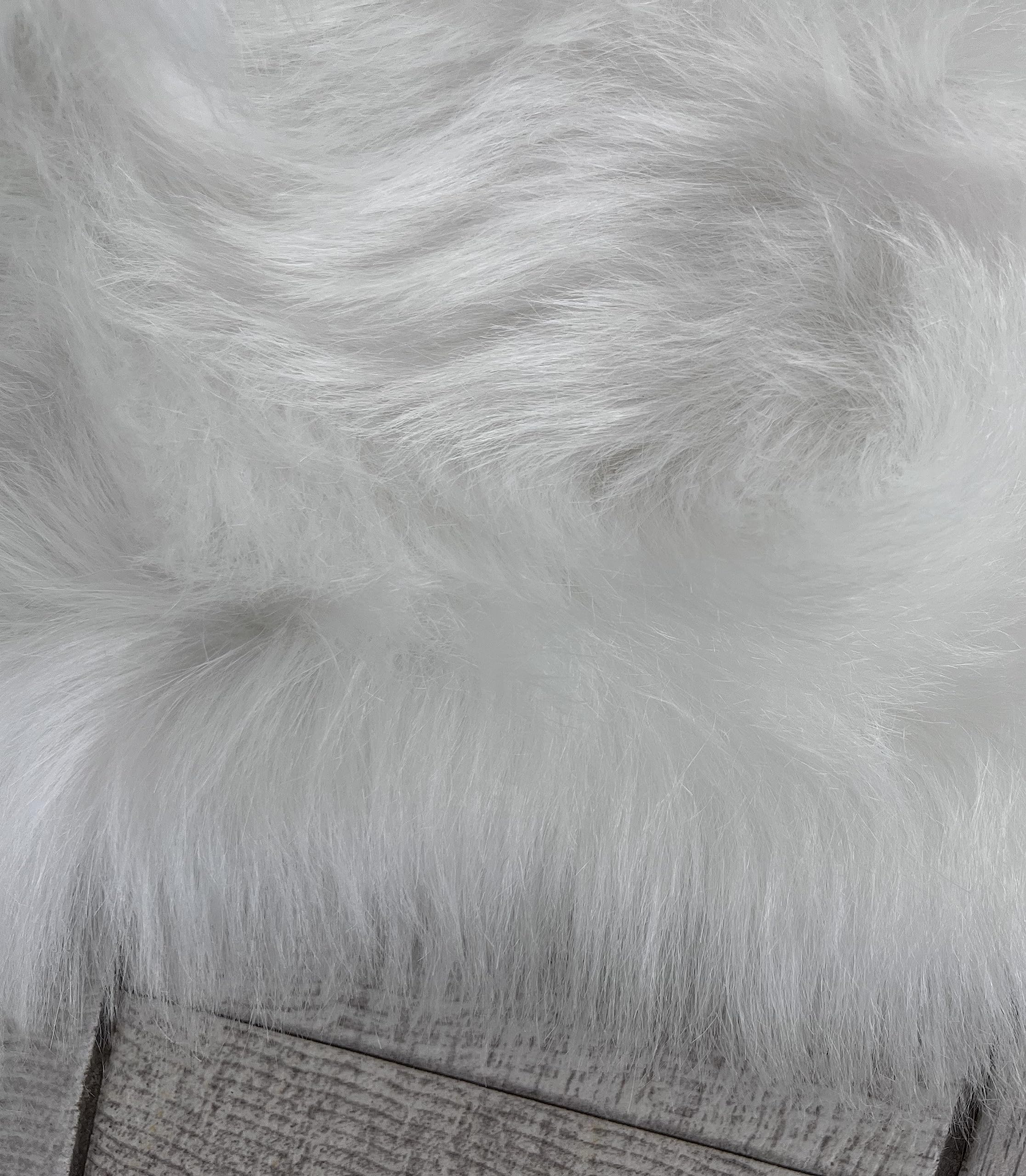 LAMBZY Bear Skin Rug Super Soft Fluffy Faux Fur for Bedroom Floor Sofa Living Room High-Density Plush Shaggy Carpet Sofa Cover Bedside Sheepskin Rug (2'x3', White)