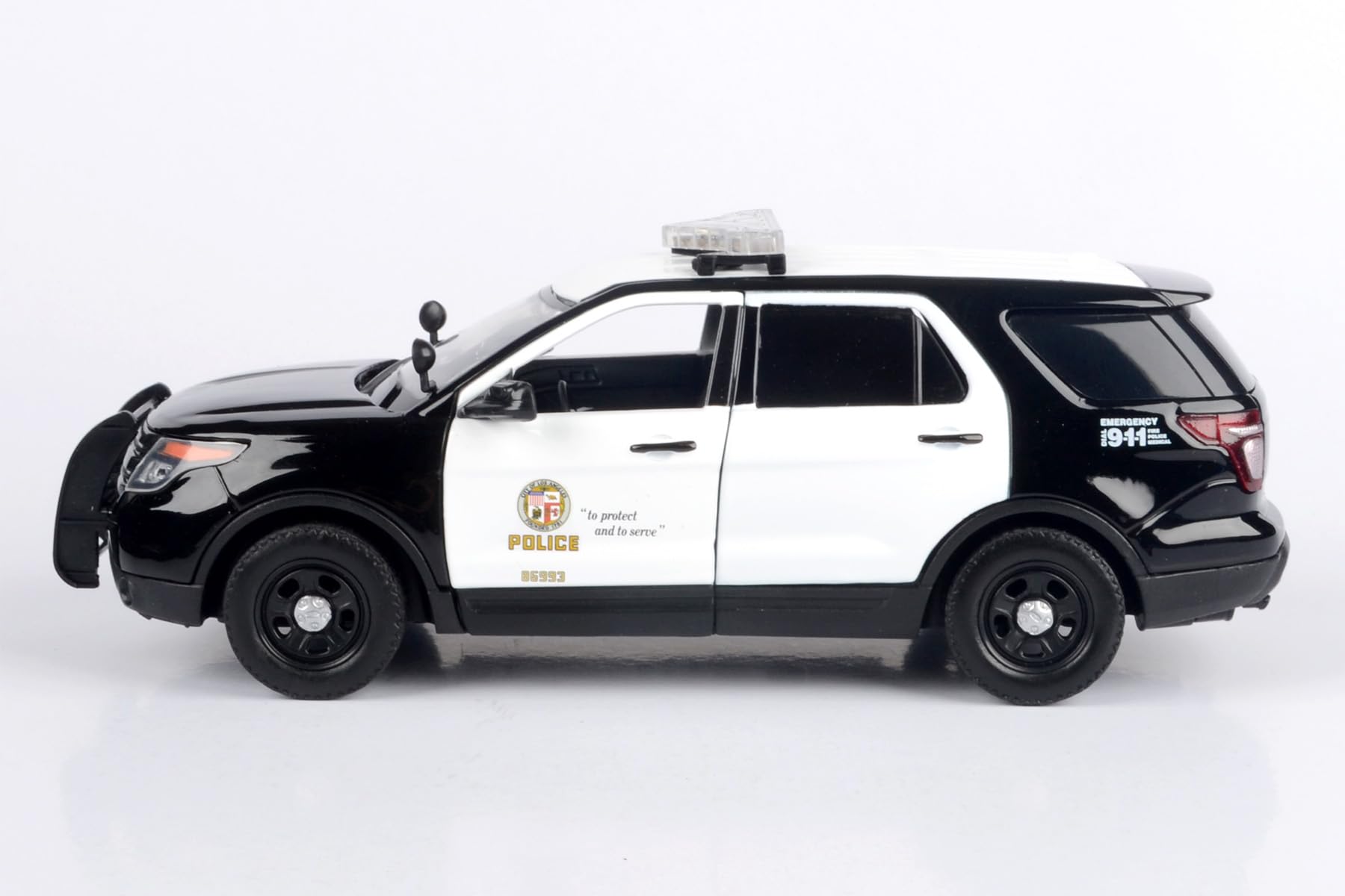 2015 Police Interceptor Utility Black and White Los Angeles Police Department (LAPD) with Flashing Light Bar and Front and Rear Lights and Sounds 1/24 Diecast Model Car by Motormax 79540