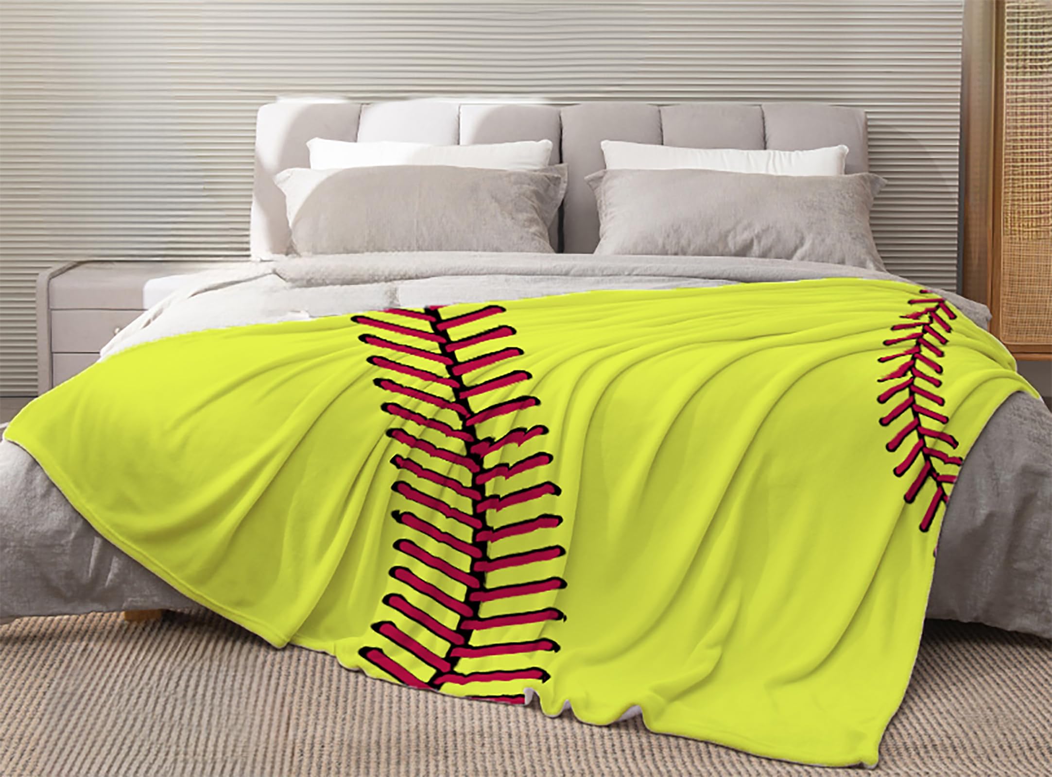 Softball Blanket for Girls, Softball Gifts for Girls 8-12, Soft Fuzzy Softball Throw Blankets, Softball Birthday Gift 50"x40"